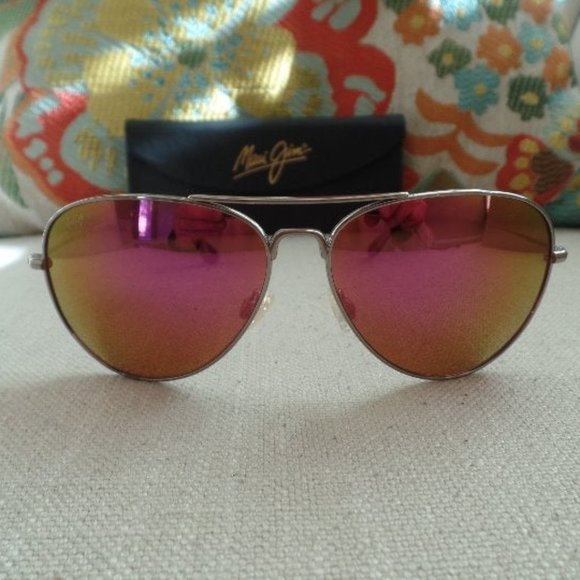 Maui Jim Mavericks Aviator in Rose Gold Frame w/ Sunrise Lens - Picture 3 of 8
